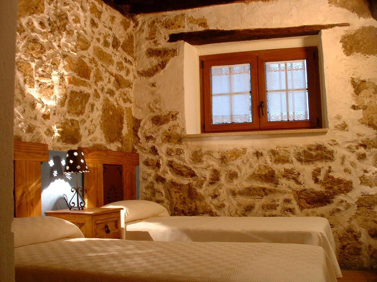 Apartamentos Rurales La Antigua Fonda Candelario Zimmer foto