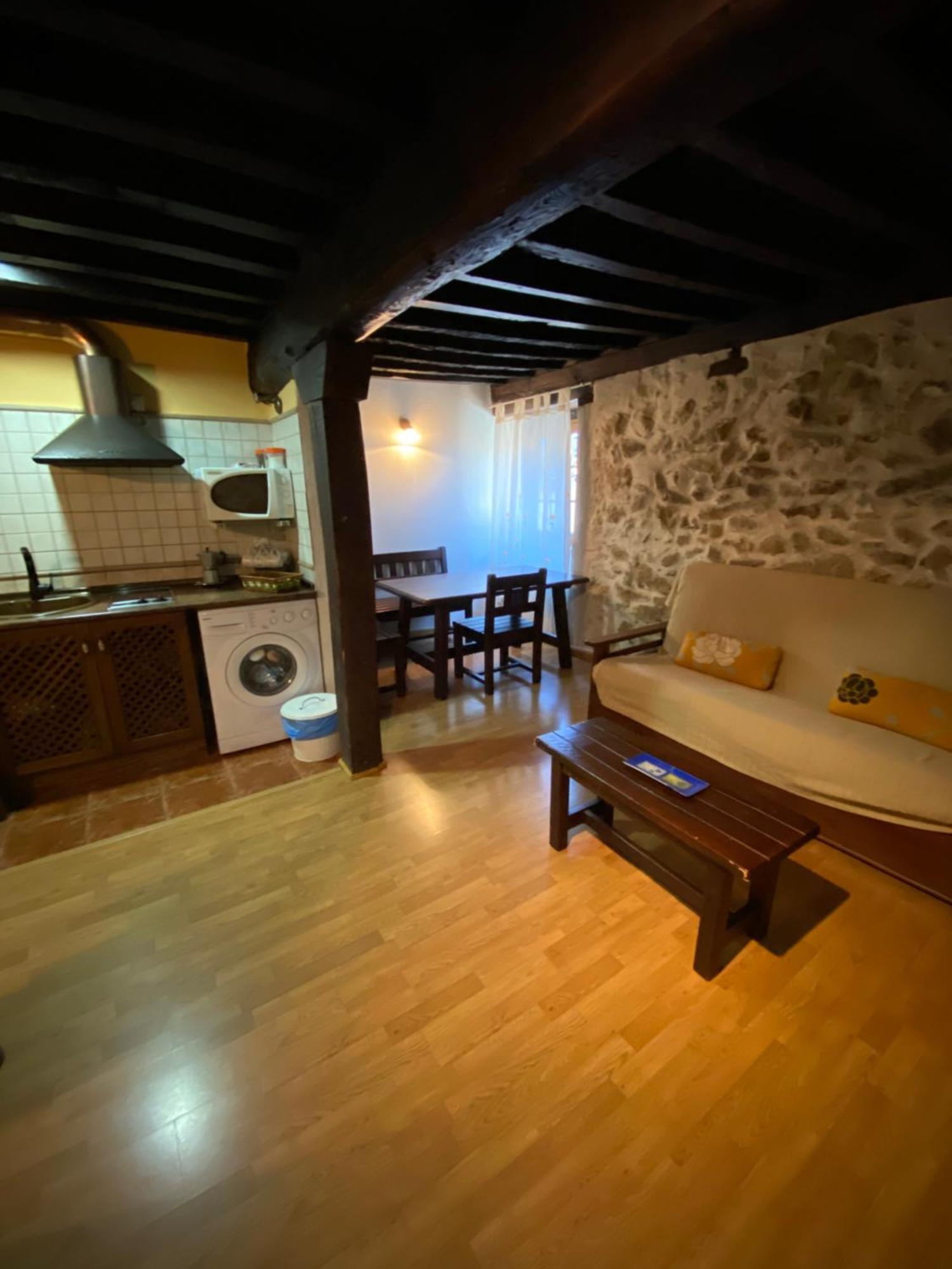 Apartamentos Rurales La Antigua Fonda Candelario Exterior foto