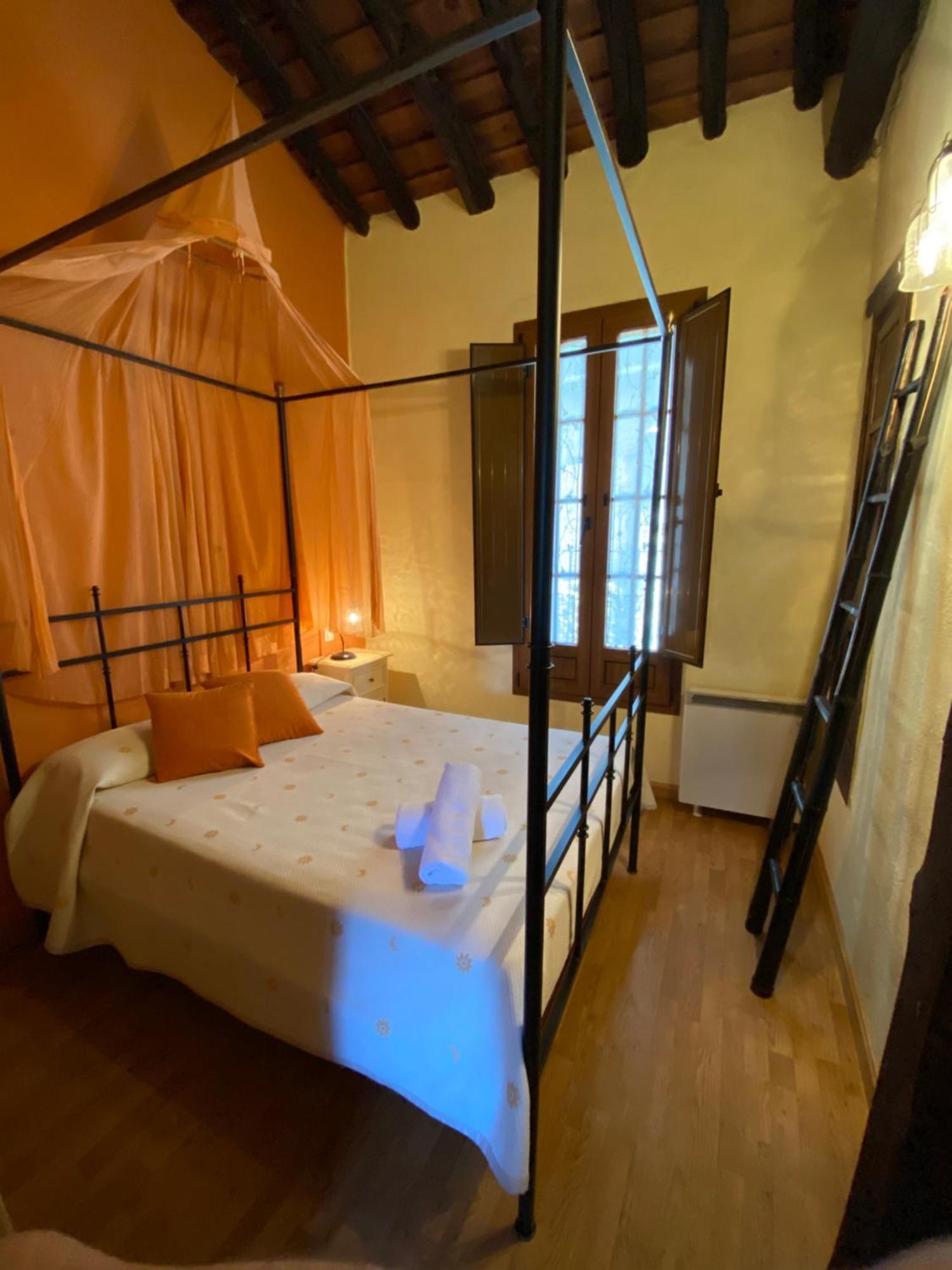 Apartamentos Rurales La Antigua Fonda Candelario Exterior foto